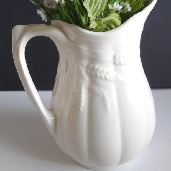 Weatherby Hanley England Wheat Pitcher Vase - Picture 2 of 14